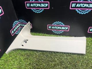 Запчасть накладка на стойку кузова задняя правая Ford Focus 2006