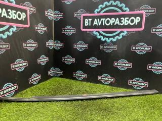 Запчасть молдинг двери передний левый Toyota Chaser 1996