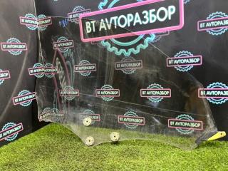 Запчасть стекло двери переднее левое Toyota Chaser 1996