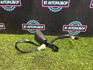 Замок ремня безопасности передний правый Toyota Chaser 1996