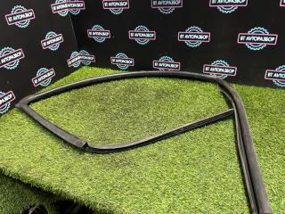 Запчасть уплотнитель стекла двери передний левый Toyota Cresta