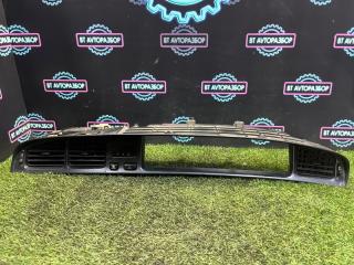 Консоль панели приборов Toyota Crown 1992