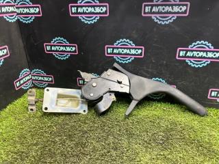 Запчасть рычаг стояночного тормоза Toyota Corona 1993