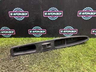 Фото запчасти блок управления стеклоподъемниками задний правый Toyota Ipsum 1996 Б/У запчасть Запчасть блок управления стеклоподъемниками задний правый Toyota Ipsum 1996