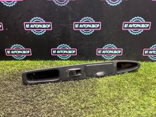 Блок управления стеклоподъемниками задний левый Toyota Ipsum 1996