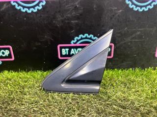 Накладка на крыло передняя левая Toyota Ipsum 1996