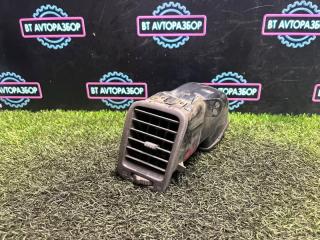 Решетка вентиляционная передняя левая Toyota Chaser 1993