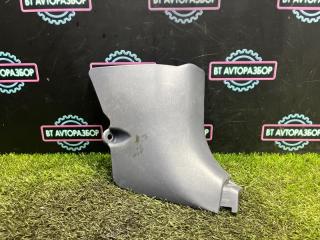 Фото запчасти накладка на стойку кузова передняя правая Toyota Ipsum 1996 Б/У запчасть Запчасть накладка на стойку кузова передняя правая Toyota Ipsum 1996