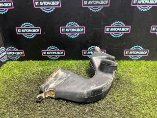 Фото запчасти воздухозаборник Toyota Ipsum 1996 Б/У запчасть Запчасть воздухозаборник Toyota Ipsum 1996