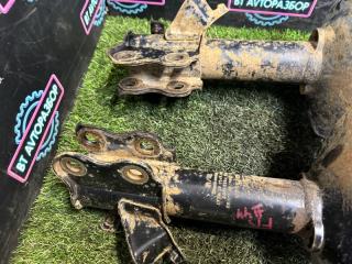 Стойка подвески передняя R’nessa 1998 PNN30 KA24DE