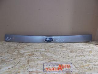 Запчасть накладка крышки багажника Subaru Forester