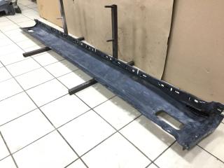 Накладка порога правая Cayenne 958