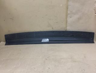 Фото запчасти накладка бампера задняя Toyota Land Cruiser Б/У запчасть Запчасть накладка бампера задняя Toyota Land Cruiser