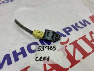 Запчасть датчик удара airbag Kia Ceed 2