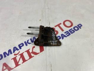Запчасть кронштейн опоры двигателя Mitsubishi Lancer