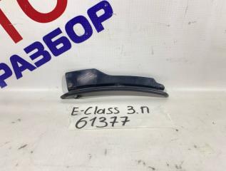 Запчасть накладка бампера задняя правая Mercedes E-class