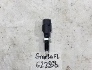 Фото запчасти датчик педали тормоза Лада Гранта Б/У запчасть Запчасть датчик педали тормоза Лада Гранта