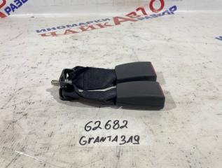 Фото запчасти замок ремня безопасности задний Лада Гранта Б/У запчасть Запчасть замок ремня безопасности задний Лада Гранта
