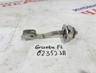 Фото запчасти ограничитель двери задний Лада Гранта 2018 Б/У запчасть Запчасть ограничитель двери задний Лада Гранта 2018