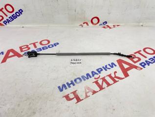 Запчасть трос замка двери передний Volkswagen Polo