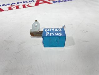 Запчасть реле дворников Toyota Prius