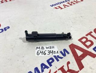 Запчасть форсунка омывателя фар левая Mercedes E-class
