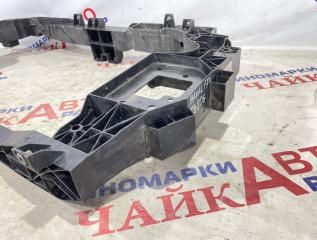 Рамка радиатора F7