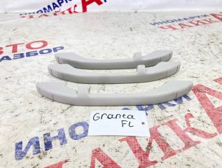 Фото запчасти ручка потолка Лада Гранта Б/У запчасть Запчасть ручка потолка Лада Гранта