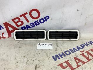 Фото запчасти решетка вентиляционная Лада Гранта Б/У запчасть Запчасть решетка вентиляционная Лада Гранта