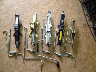 Домкрат MITSUBISHI