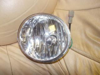 Туманка левая TOYOTA SURF контрактная Туманка левая TOYOTA SURF