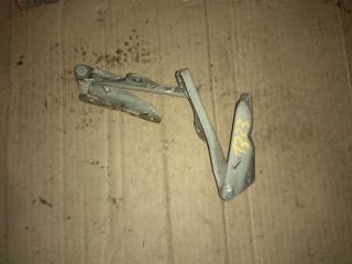 Петля капота передняя MITSUBISHI DIAMANTE