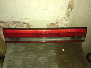 Вставка между стопов задняя TOYOTA CORONA