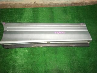 Накладка на дверь задняя правая TOYOTA LUCIDA