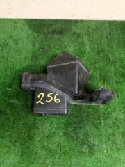 Запчасть воздухозаборник MITSUBISHI GRANDIS