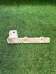 Запчасть крепеж бампера передний правый MITSUBISHI GALANT FORTIS