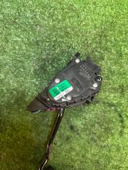 Педаль газа A4 8E