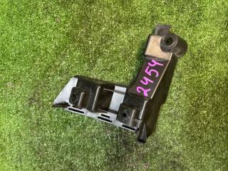 Фото запчасти крепеж бампера задний левый VOLVO V70 контрактная запчасть Запчасть крепеж бампера задний левый VOLVO V70