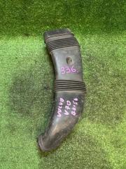 Фото запчасти воздухозаборник VOLVO V70 контрактная запчасть Запчасть воздухозаборник VOLVO V70