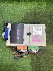 Фото запчасти блок предохранителей VOLVO V70 контрактная запчасть Запчасть блок предохранителей VOLVO V70