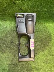 Консоль кпп LEXUS CT200H