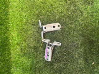 Петля дверная передняя левая MITSUBISHI OUTLANDER