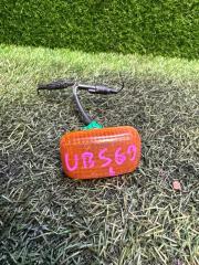 Запчасть повторитель в крыло передний левый ISUZU BIGHORN