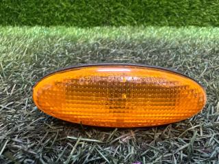 Запчасть повторитель в крыло передний MAZDA TRIBUTE