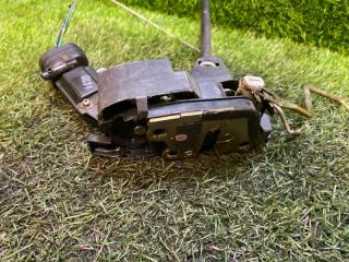 Замок двери передний левый MARK II GX100