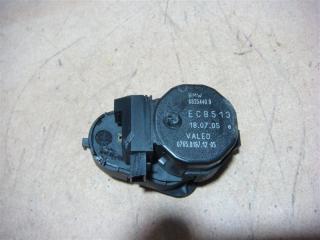 Запчасть сервопривод заслонок печки BMW X5 2005 E53 N62B44 6935440 контрактная Сервопривод заслонок печки BMW X5 2005 E53 N62B44 6935440 контрактная