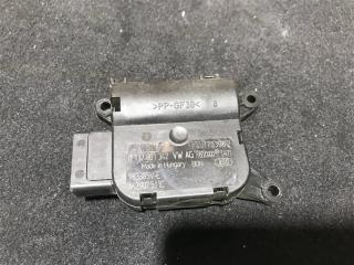 Запчасть сервопривод заслонок печки Volkswagen Golf 2006 5 BVY 1K2907511C контрактная Сервопривод заслонок печки Volkswagen Golf 2006 5 BVY 1K2907511C контрактная