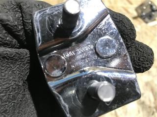 Петля замка 3-Series 2005 E90 N46B20 Петля замка 3-Series 2005 E90 N46B20