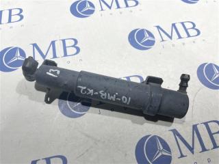 Форсунка омывателя фары передняя правая Mercedes-Benz E-Class W211 2003