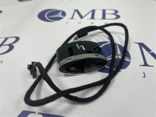 Кнопка багажника Mercedes-Benz E-Class W211 2005